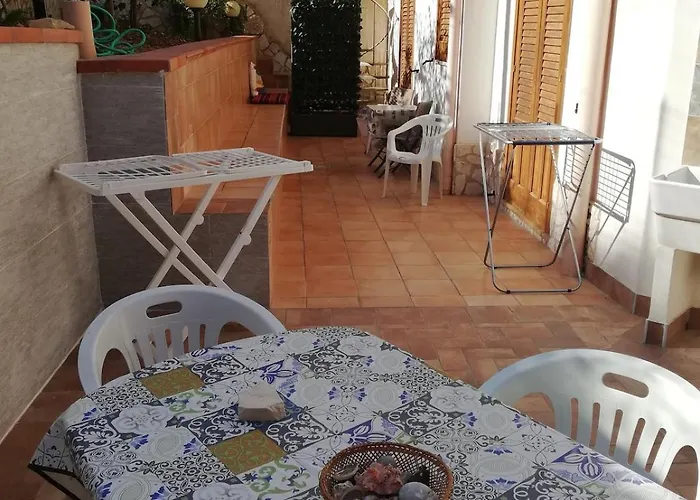 度假居 Villetta Marettimo 马里迪莫